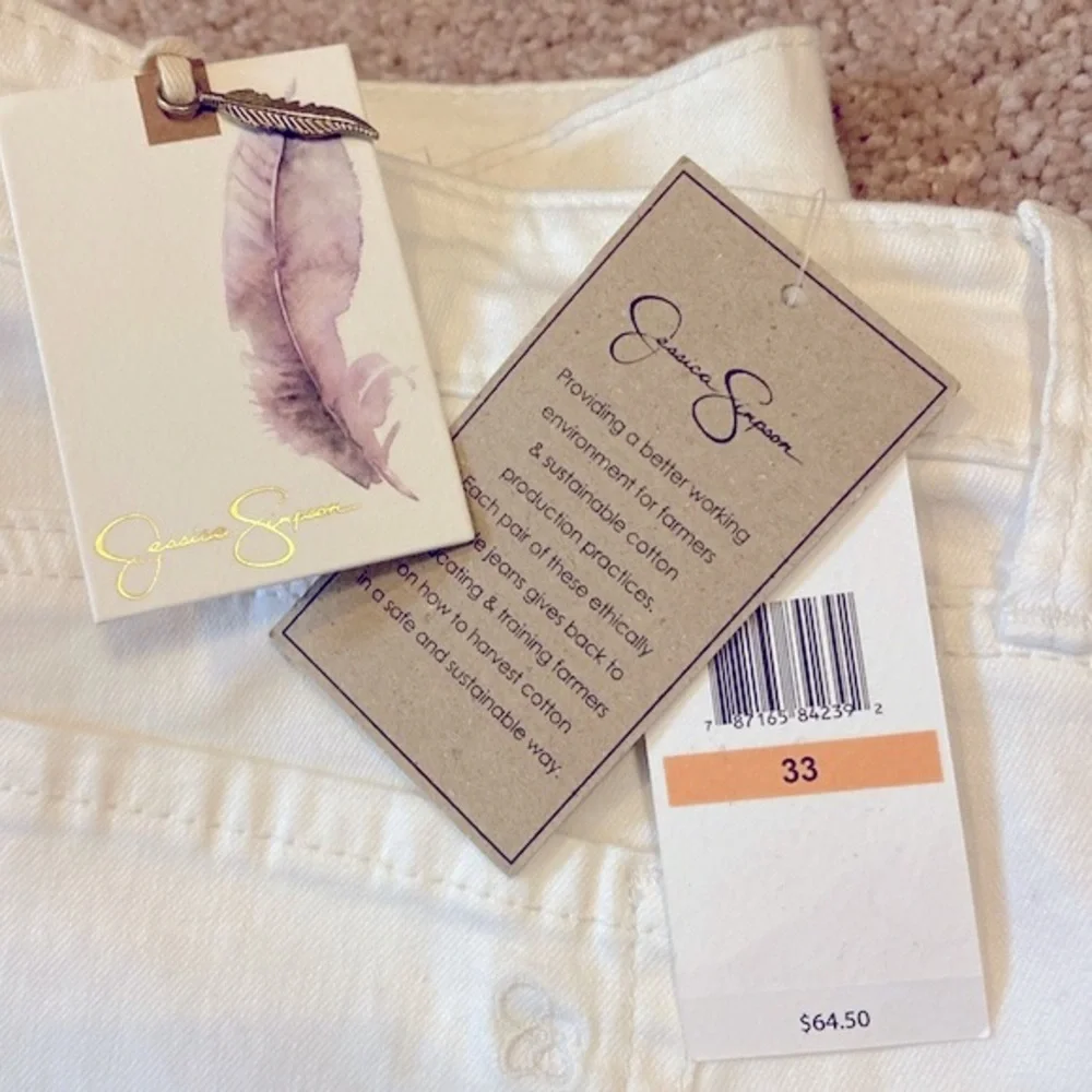 NWT JESSICA SIMPSON'S Kiss Me Jeans in White, size 33 - Picture 5 of 12